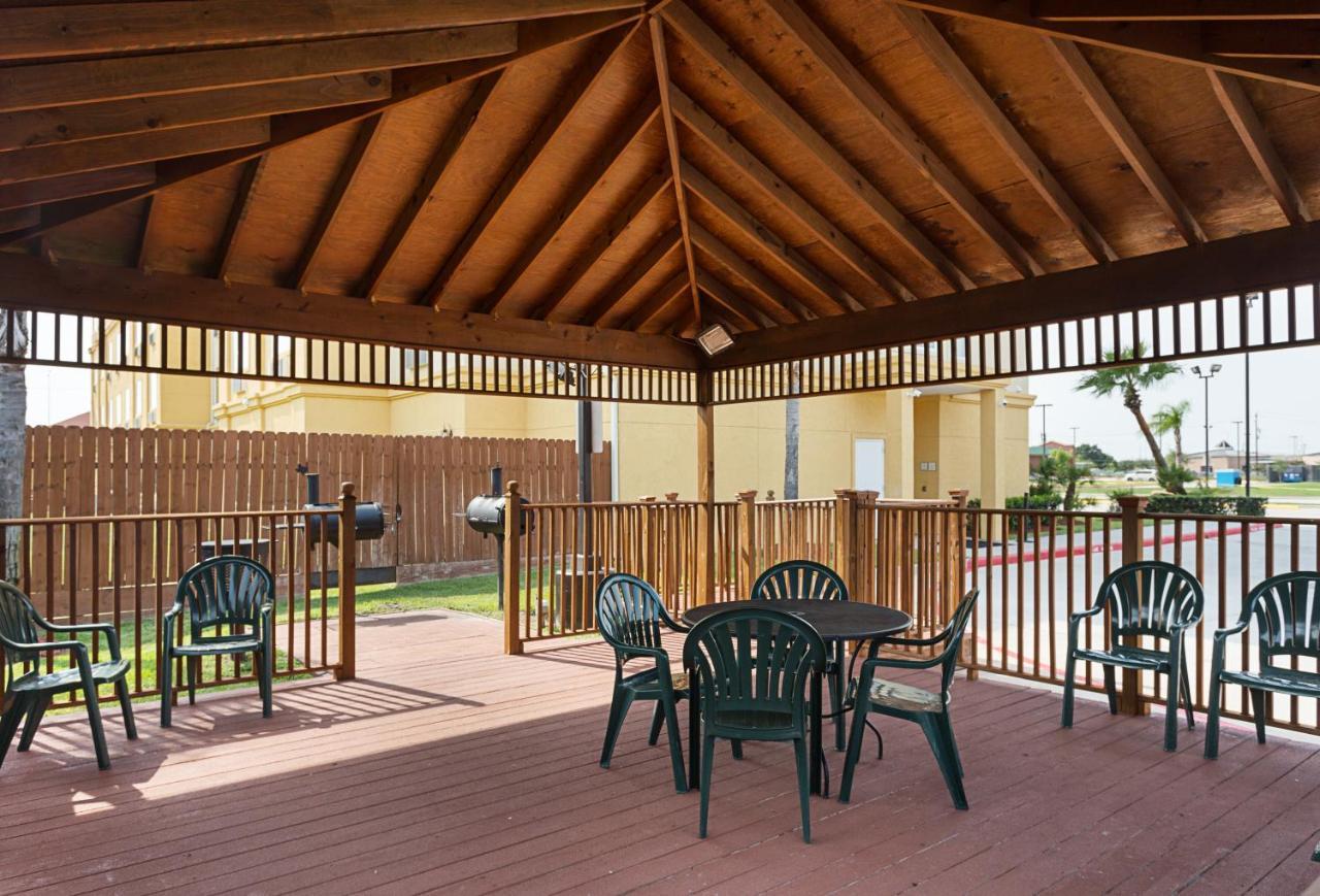 La Quinta By Wyndham Houston Channelview Cloverleaf Dış mekan fotoğraf